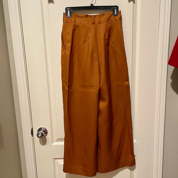 Zimmermann Silk Tuck Crop Pants Tan EUC Size 4 - Picture 4 of 7
